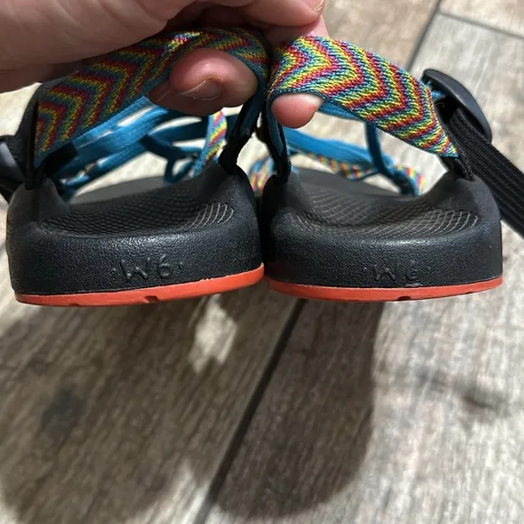 Chaco‎ Women’s Sz 6 Rainbow Strappy ZX2 Sandals