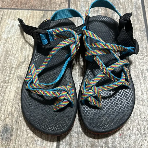 Chaco‎ Women’s Sz 6 Rainbow Strappy ZX2 Sandals