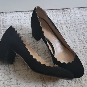 Chloe Black Suede Size 38 Org $495
