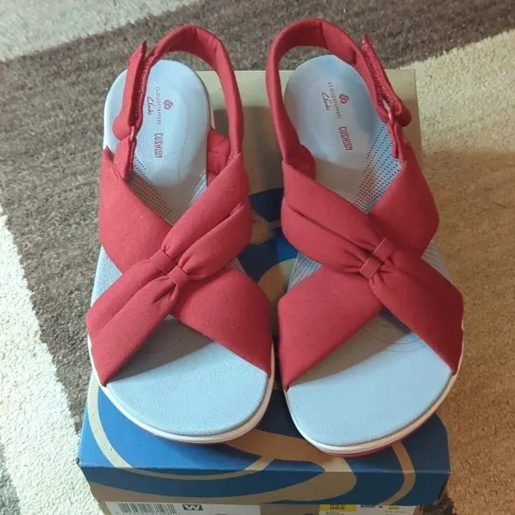 Clarks Cloudsteppers Jersey Sport Sandals- Arla Belle Size 10
