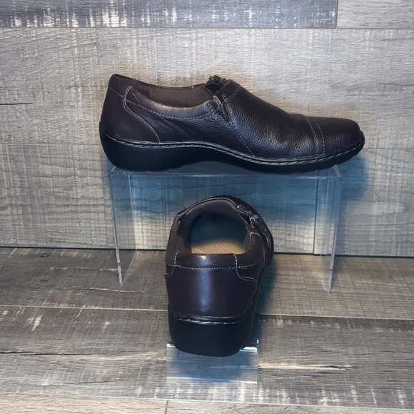 Clarks - Cora Giny “Dark Brown”