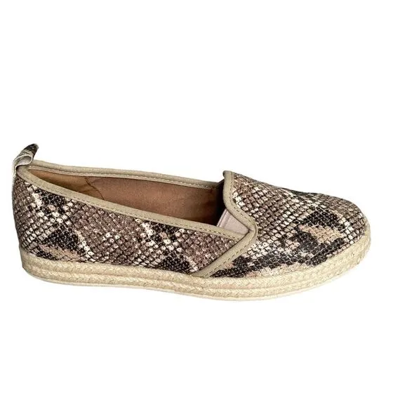 CLARKS Collection Slip On Espadrilles Shoes Snake Print Tan Brown 8.5