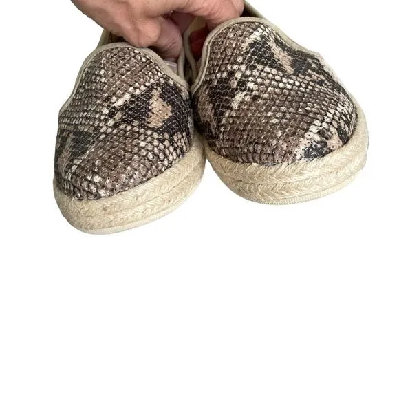 CLARKS Collection Slip On Espadrilles Shoes Snake Print Tan Brown 8.5