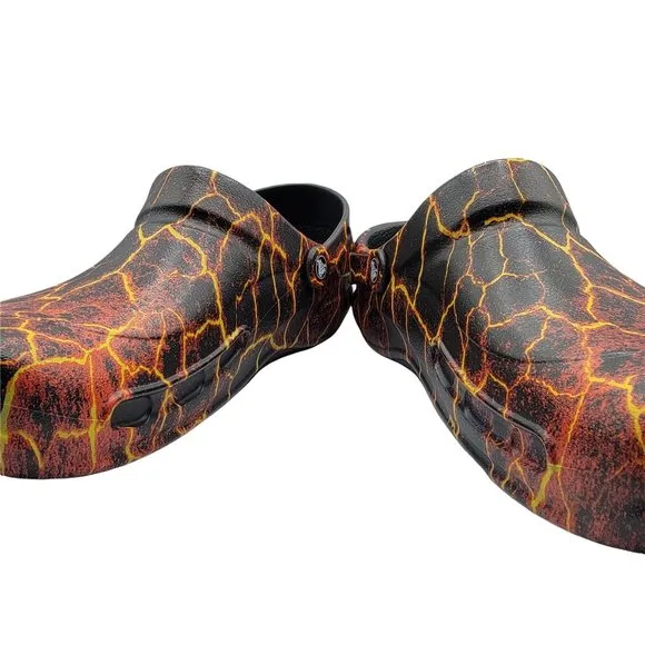 Crocs Bistro Graphic Clogs Mens 12 Sandals Black Red Lava Slip Resistant 204044