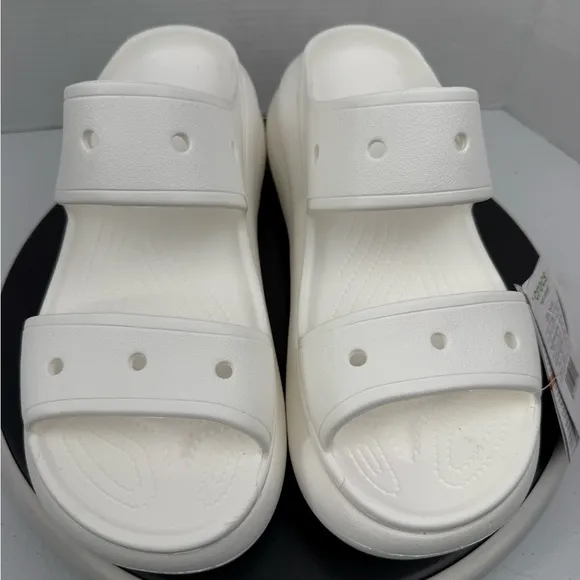Crocs Classic Crush Sandal White Mens Unisex Slip On Shoes 207670-100 Sz 11 NEW
