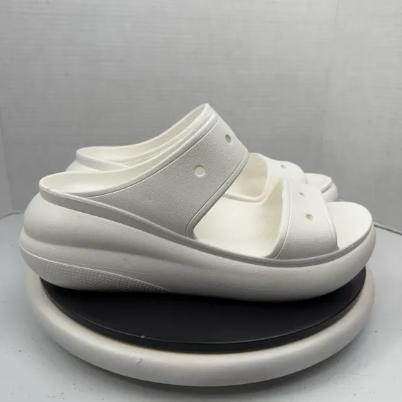 Crocs Classic Crush Sandal White Mens Unisex Slip On Shoes 207670-100 Sz 11 NEW
