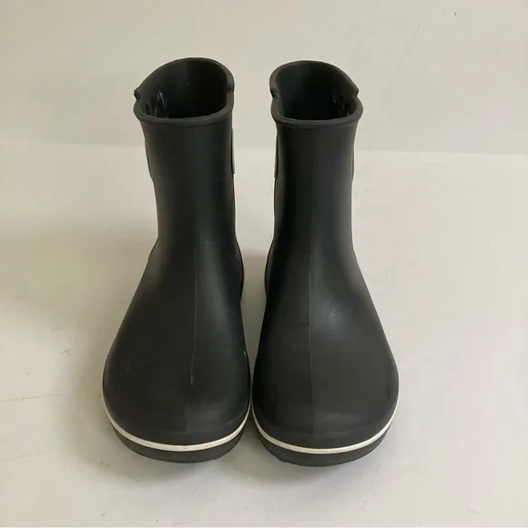 Crocs Jaunt Shorty Rain Boot  in Black Women's Size 7 7