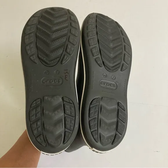 Crocs Jaunt Shorty Rain Boot  in Black Women's Size 7 7