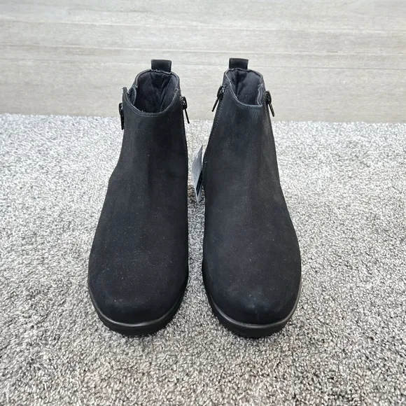 David Tate Black Ankle Boots Black Suede NEW size 7.5 but with issues