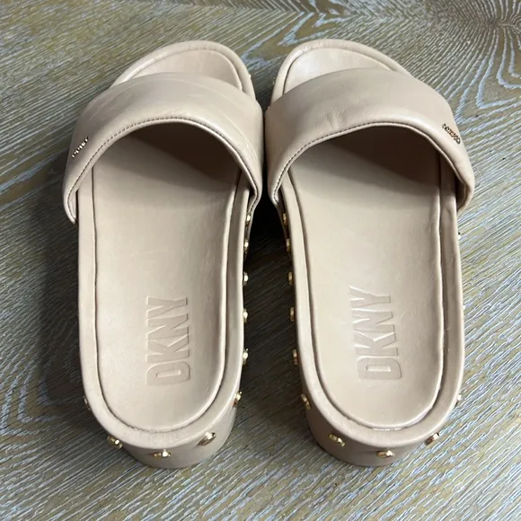 DKNY Tan Sandals 6