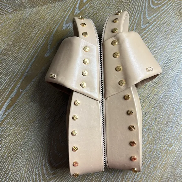 DKNY Tan Sandals 6