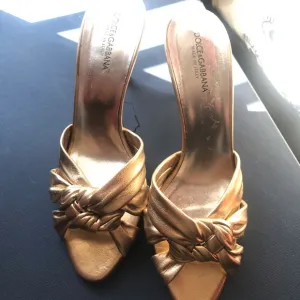 Dolce &amp; Gabbana gold kitten mule
