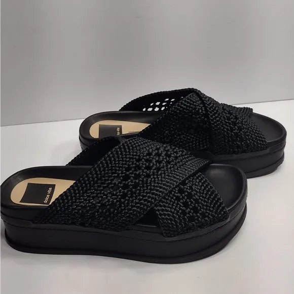 DOLCE VITA Women's Black Woven Slide Sandals size8 pre owned Exellent condition.