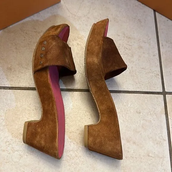 Donald J pliner sandals size 8