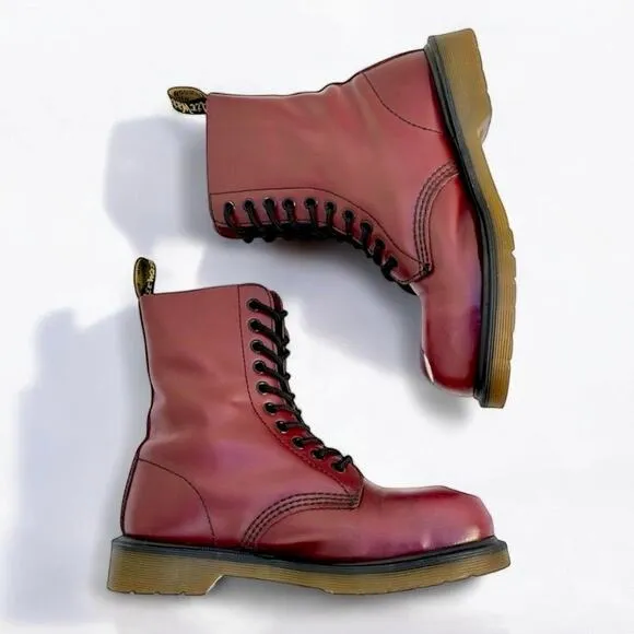 Dr. Doc Martens Maine 6.5 Exposed Steel Toe Cherry Red Smooth LeatherBoots UK4
