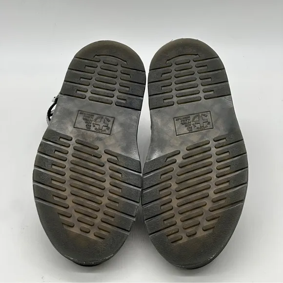 Dr. Martens Clarissa II Sandals. Size 8