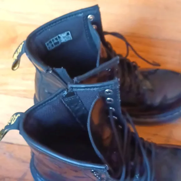 Dr. Martin Waterproof Boys  Black High Top Zippers Boots  2 M