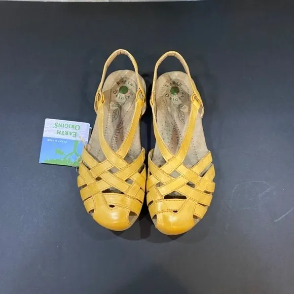 Earth Origins-NIB-Nellie Sandals-Welltek System--Size 6.5-Amber Yellow-Eco Calf