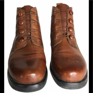 EARTH SHOES MOJAVE Button Ankle Boot 5.5