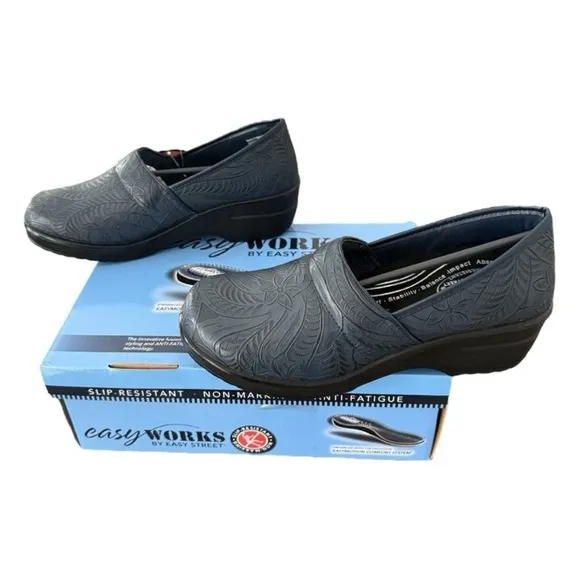 Easy Works by Easy Street Lyndee Shoes Navy Floral Embossed Women’s Size 9.5