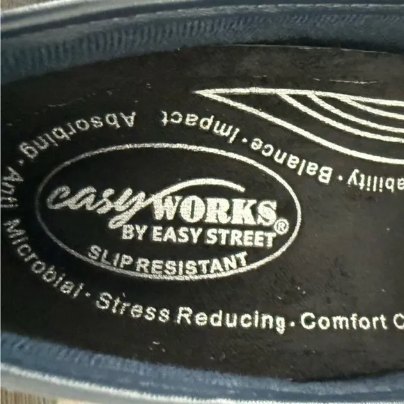 Easy Works by Easy Street Lyndee Shoes Navy Floral Embossed Women’s Size 9.5