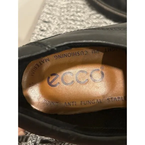 ECCO Helsinki Plain Toe Leather Derby Men's Size 9.5 Black Comfort Dress Shoe