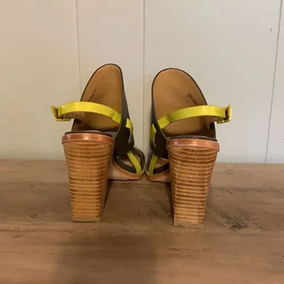 Eight Fifteen Heeled Sandals Size 6.5