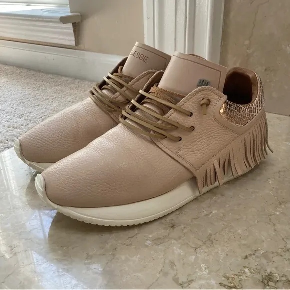 Esse ut Esse Leather Fringe Sneaker in Sand, Size EU 40/US 10, EUC