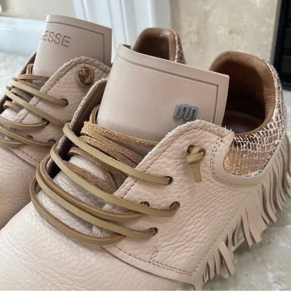 Esse ut Esse Leather Fringe Sneaker in Sand, Size EU 40/US 10, EUC