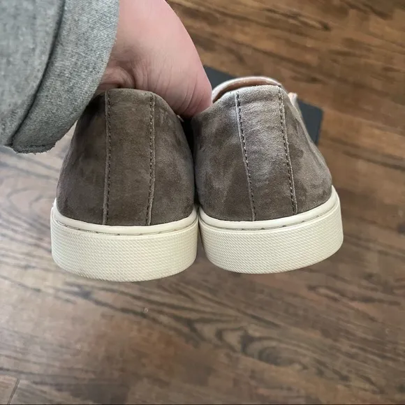 EUC Frye Grey Gemma Cap Slip-on Suede Shoes Sz‎ 10