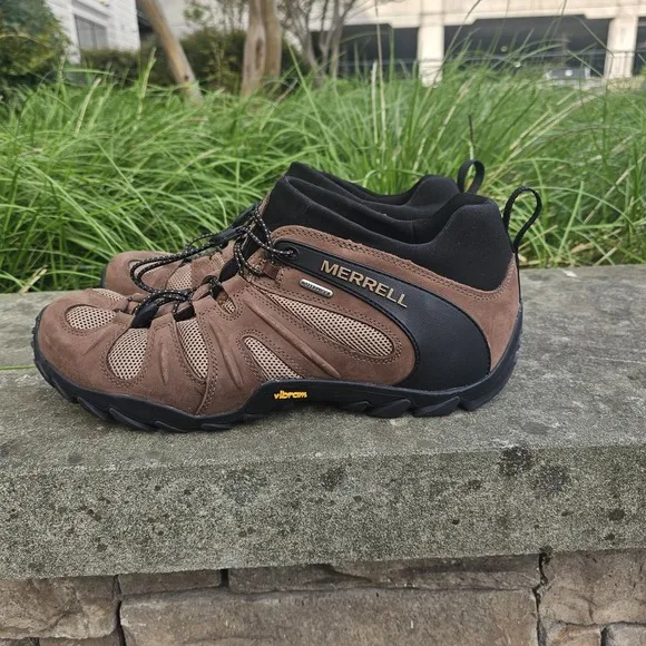 EUC Merrell Chameleon 8 Stretch Waterproof Hiking Boot Brown Men's 13