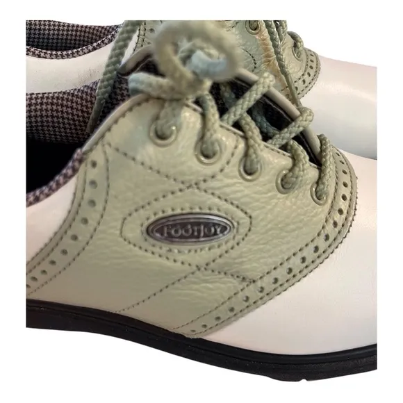 FOOTJOY WOMENS TRADITIONS OXFORD GOLF SHOES SIZE 6M STYLE 98215 WHITE AND GREEN