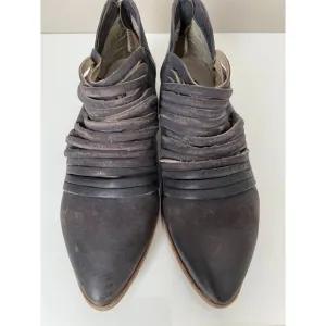 Free People Lost Valley Strappy Ankle mules with back zipper. Size 39 (8)