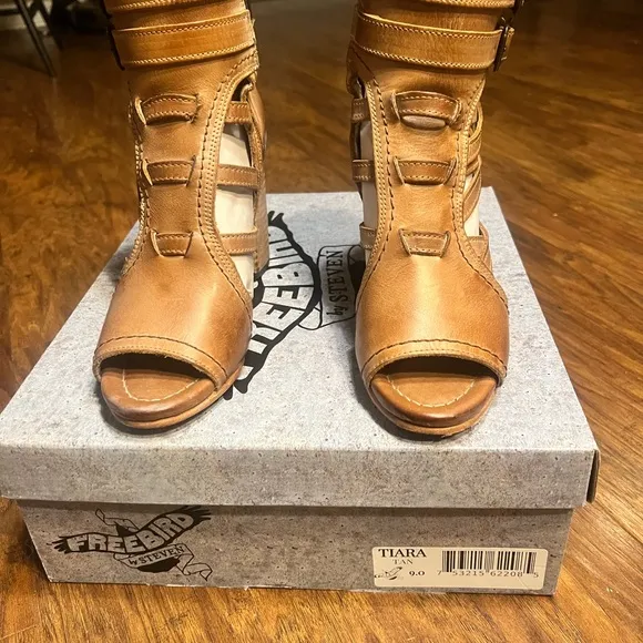 Freebird Women's Tiara Sandal