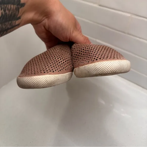 Frye Melanie Perf Leather Mule in Rose Gold size 9.5