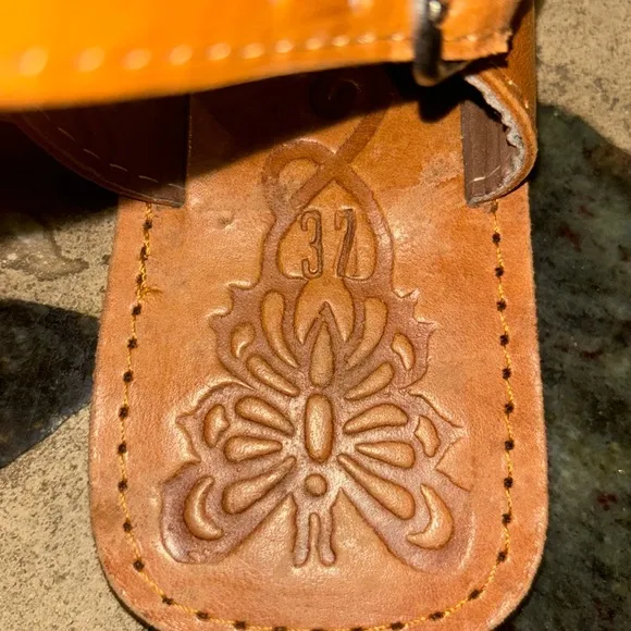 Genuine raw leather flat sandal size 37 = US 6- 6.5
