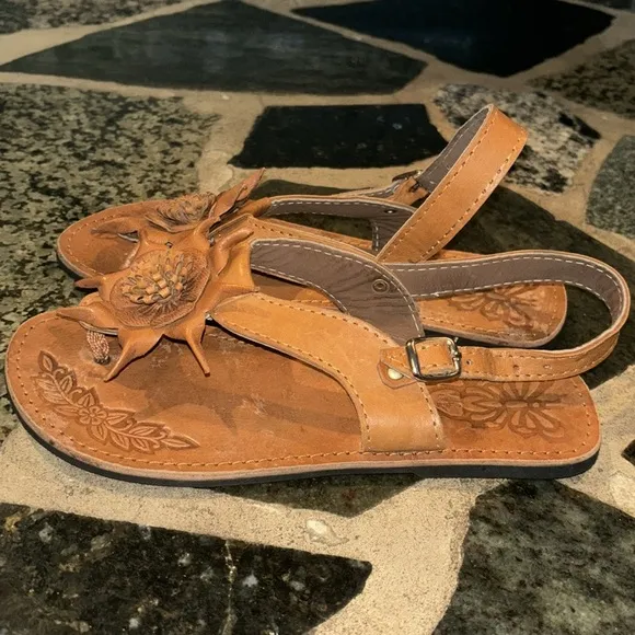 Genuine raw leather flat sandal size 37 = US 6- 6.5