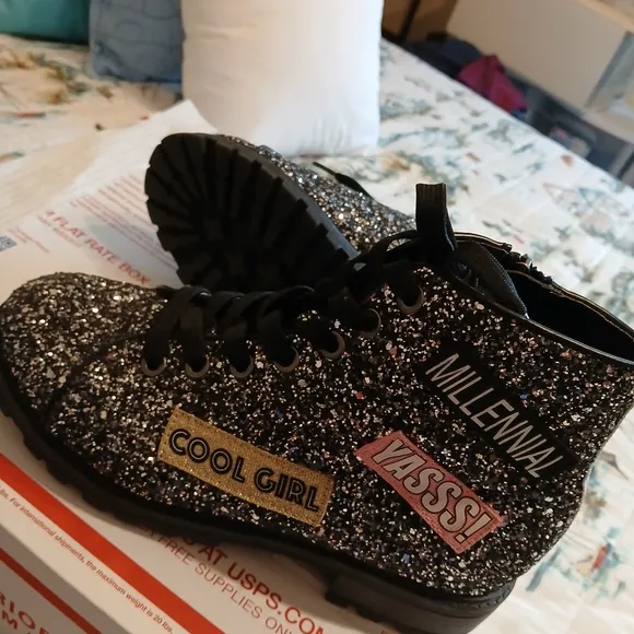 🌎GLITTER ankle boots excellent condition 3