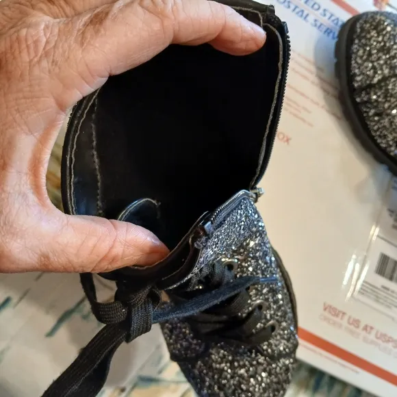 🌎GLITTER ankle boots excellent condition 3