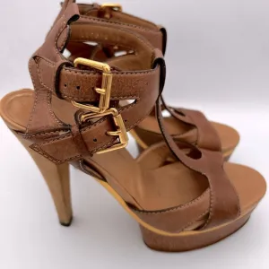 Gucci Sandals.
