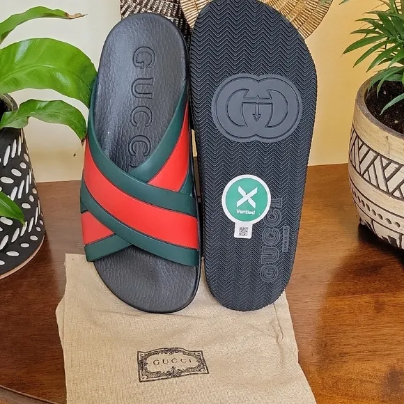 Gucci Women's Black and Red Slide Sandals