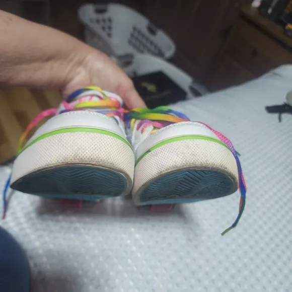 HEELYS EUC WOMENS SZ 6 YOUTH 5 MOTION PLUS RAINBOW HEELY SNEAKER SHOES