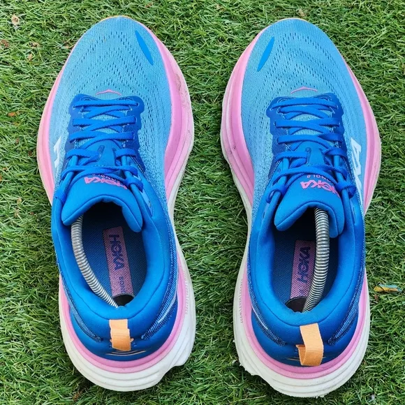 HOKA BONDI 8 - Womens Athletic Shoes - SIZE 10.5D WIDE