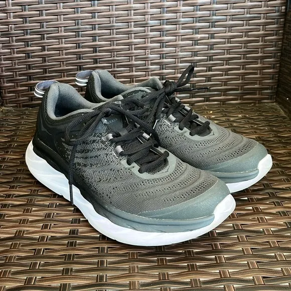 Hoka One One Akasa Shoes - Size 6.5D