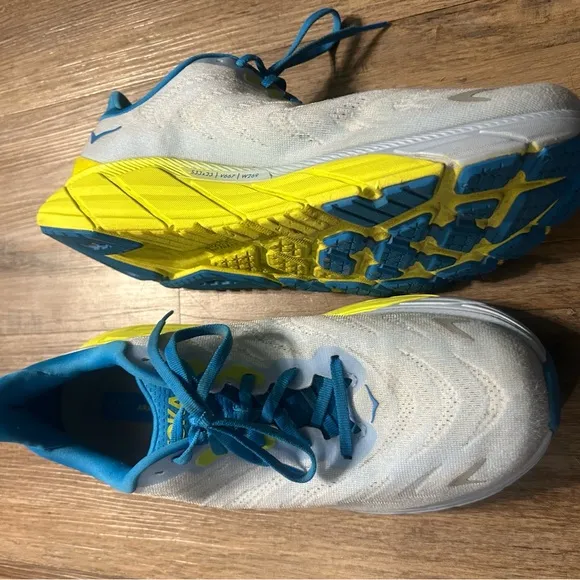 Hoka One One Arahi 6 Mens 10.5 2E Ice Water Evening Primrose Running Shoes Wide