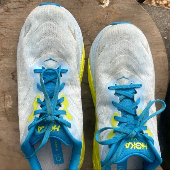 Hoka One One Arahi 6 Mens 10.5 2E Ice Water Evening Primrose Running Shoes Wide