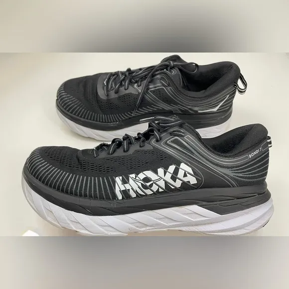 Hoka One One Bondi 7 Wide Mens Sneakers Running Shoes 10 2E Black