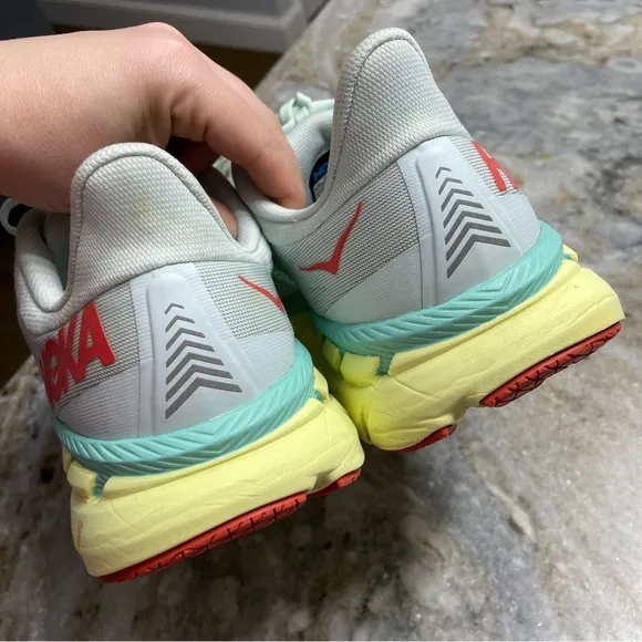 HOKA One One Clifton 7 Wide Running Shoes Women 10D