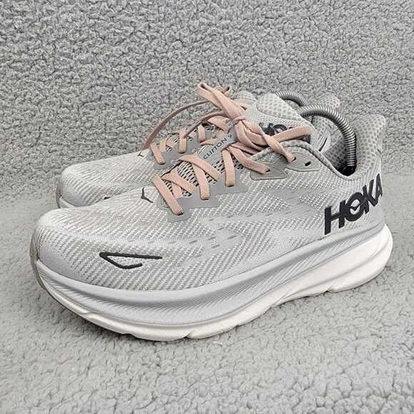 Hoka One One Clifton 9 Wide Running Shoes Gray Sneakers Athletic Sz 8 2E
