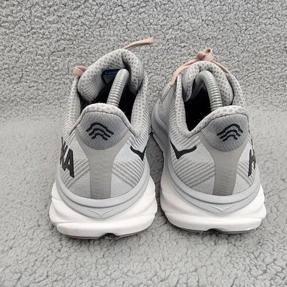 Hoka One One Clifton 9 Wide Running Shoes Gray Sneakers Athletic Sz 8 2E